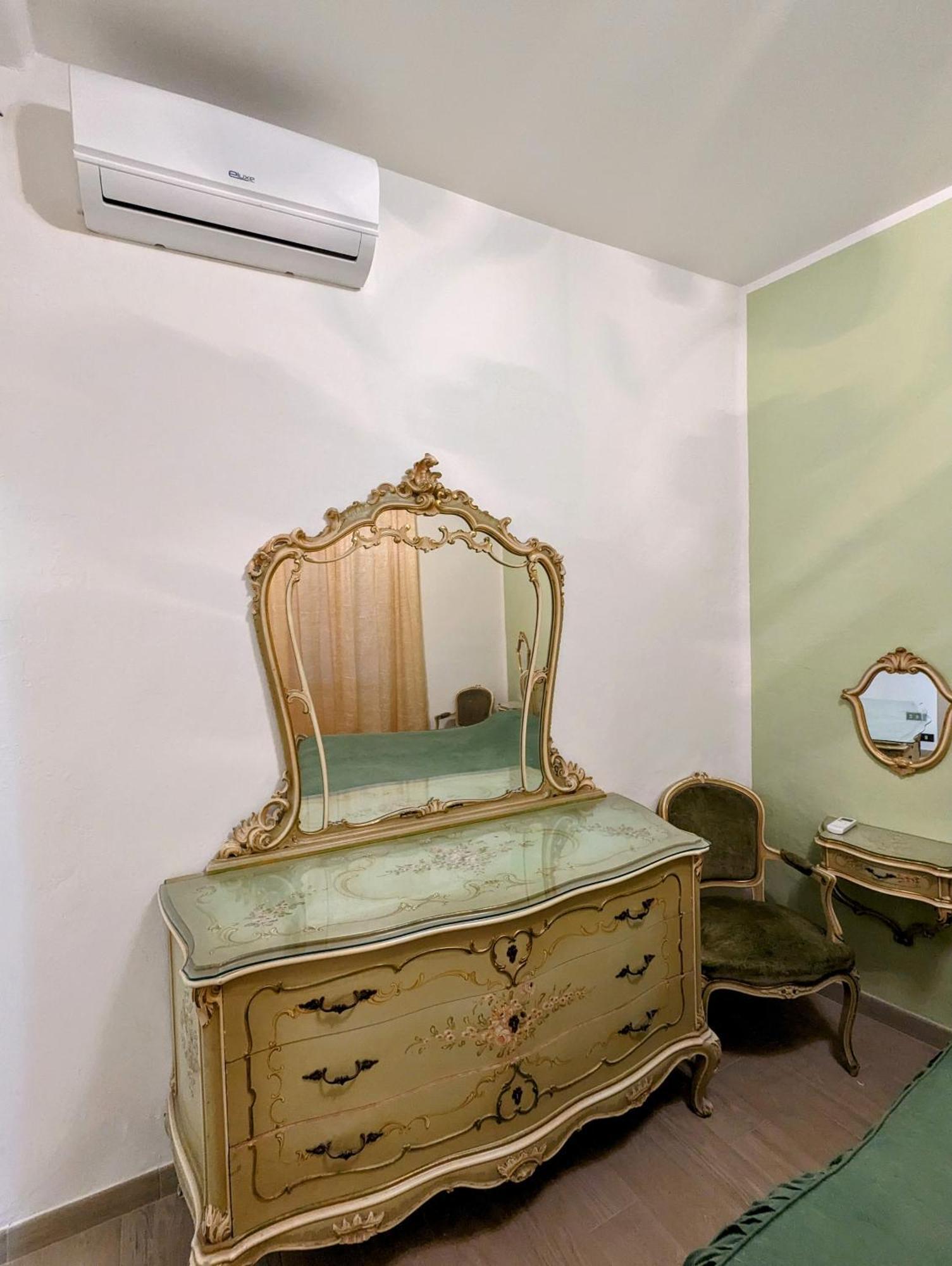 Incentro Apartment เจนัว ภายนอก รูปภาพ
